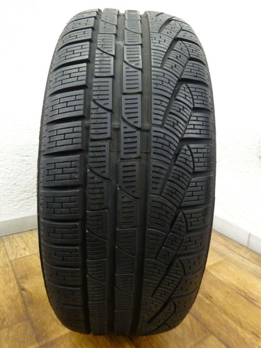 Pirelli 225 r18 - 1,